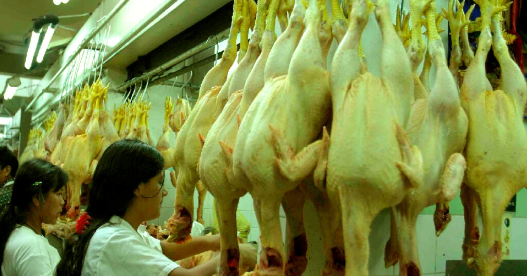 El pollo baja en los Mercados mayoristas de Lima